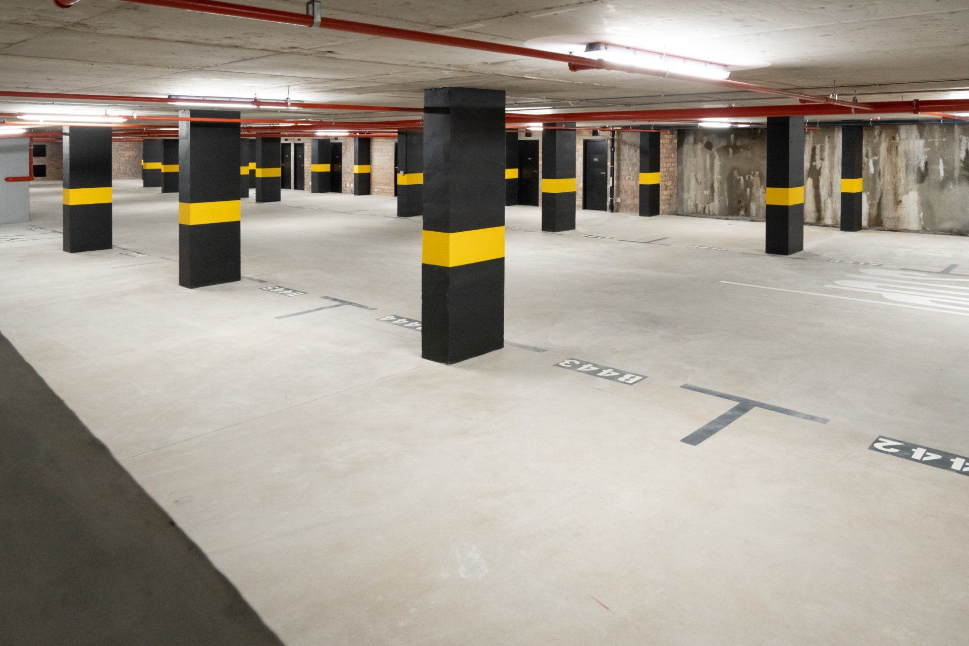 Professionally cleaned commercial property